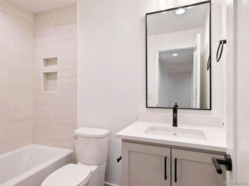 Image 41 of a home in .