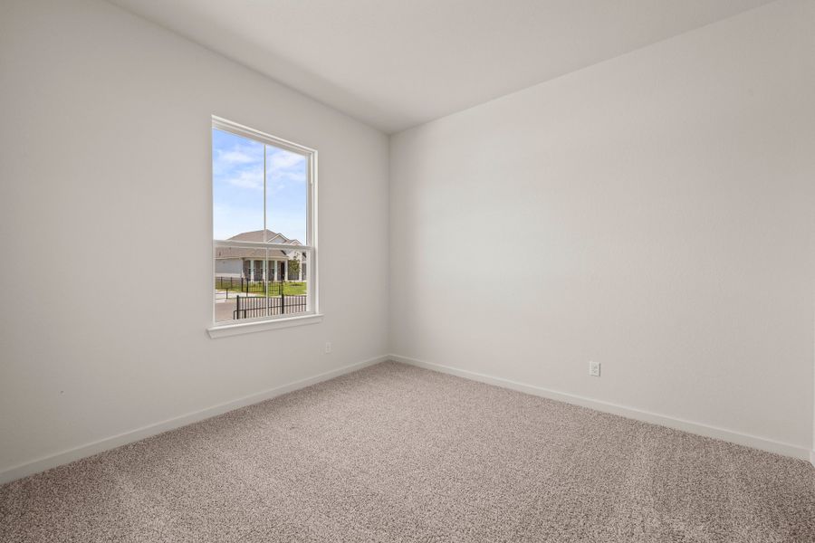 Spacious, unfurnished interior of a new home in Rancho San Gabriel, Georgetown (Image 14).