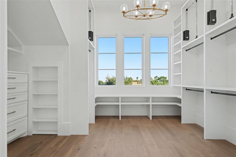 Image 40 of a home in .