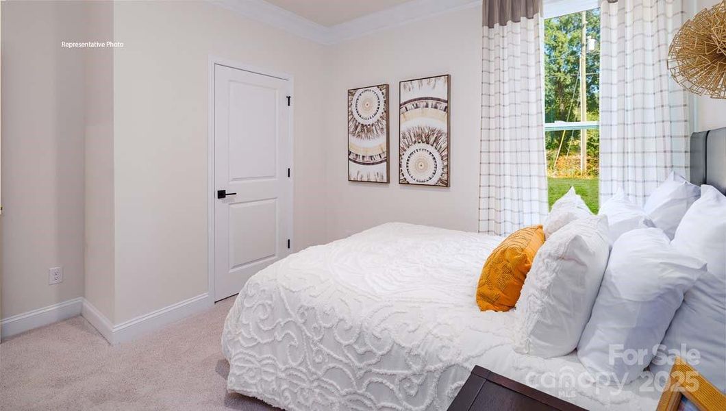Furnished interior view inside a new home in Sylvan Creek, Denver (Image 27).