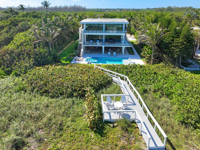 Exterior details and patio area of a home in , Jupiter Island (Image 29).