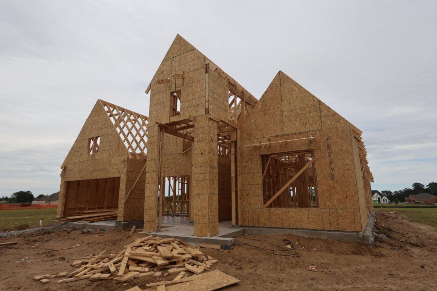 Let us show you how our advanced framing techniques have stood the test of time and allow more insulation for a quieter and more energy efficient home. Let us show you how our advanced framing techniques have stood the test of time and allow more insulation for a quieter and more energy efficient home.