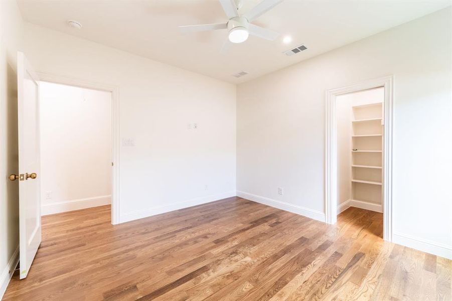 Spacious, unfurnished interior of a new home in , Rockwall (Image 32). Spacious, unfurnished interior of a new home in , Rockwall (Image 32).