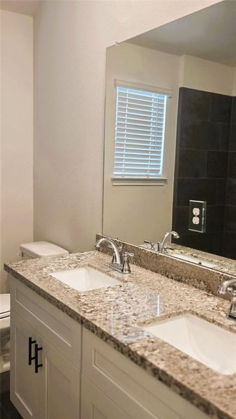 Spare bath with double vanities Spare bath with double vanities