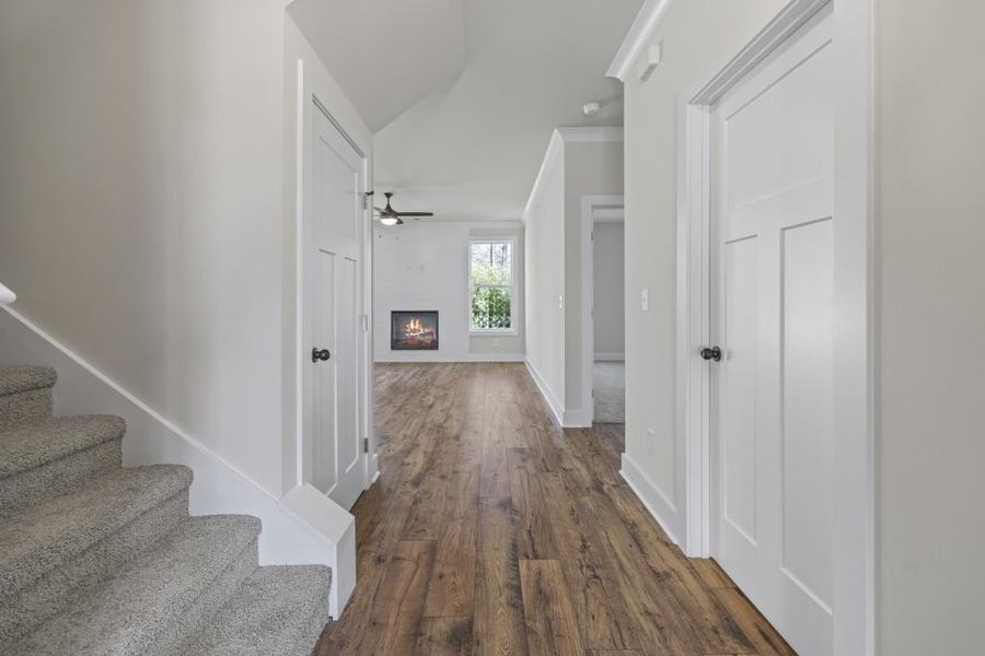 Spacious, unfurnished interior of a new home in , Hartwell (Image 25).