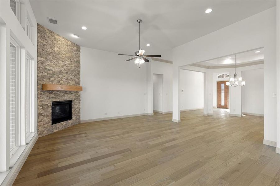 3148 Bryne Lane - Family (2) 3148 Bryne Lane - Family (2)