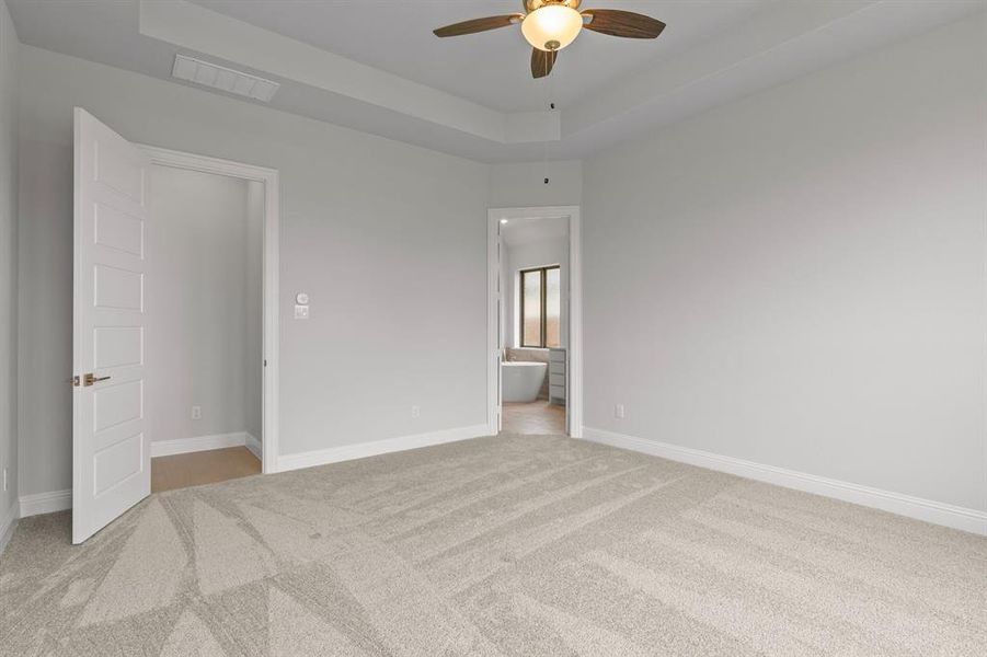 Spacious, unfurnished interior of a new home in Windsong Ranch, Prosper (Image 24). Spacious, unfurnished interior of a new home in Windsong Ranch, Prosper (Image 24).