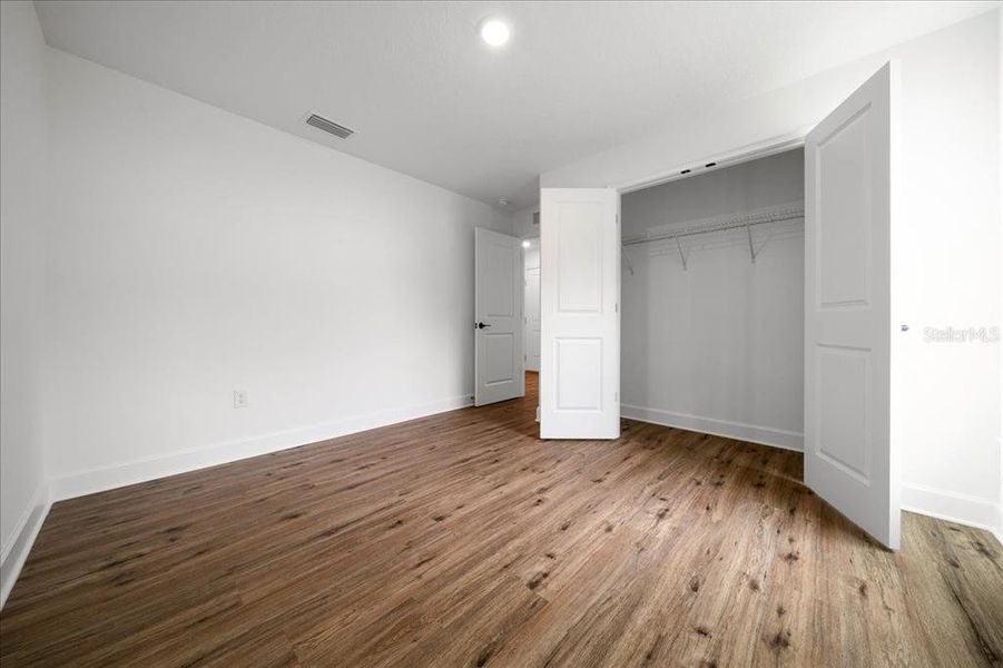 Spacious, unfurnished interior of a new home in , Weeki Wachee (Image 48).
