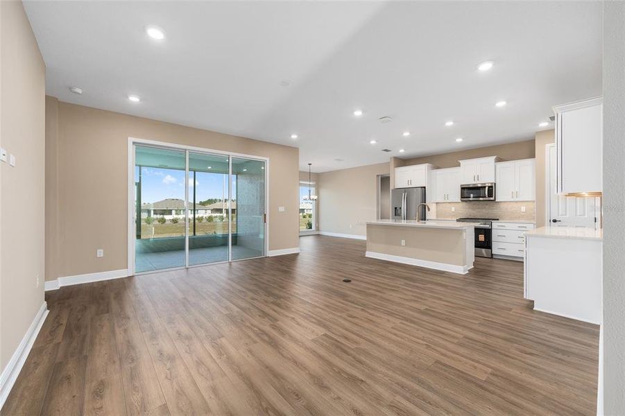 Spacious, unfurnished interior of a new home in , Ocala (Image 34).
