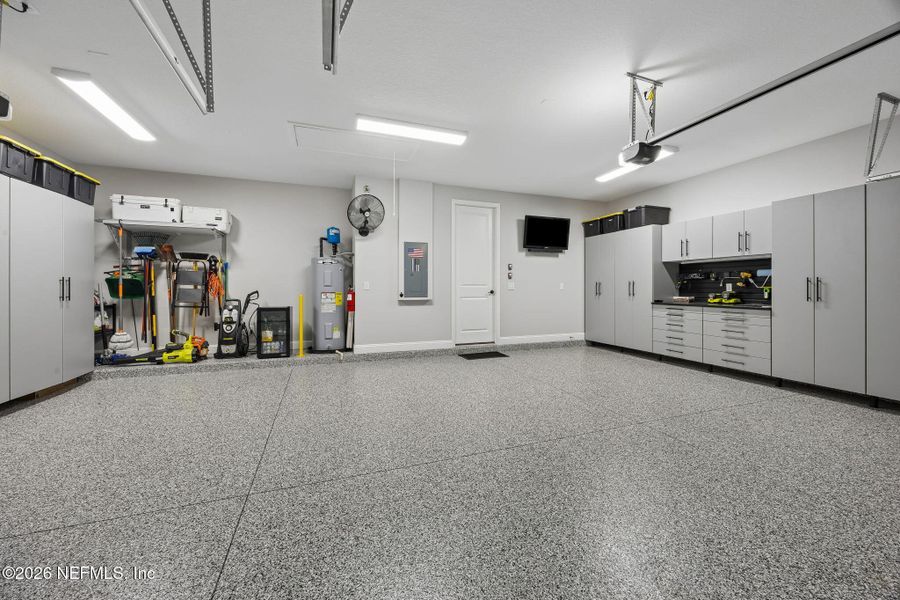 Spacious, unfurnished interior of a new home in Edenbrooke at Hyland Trail | 55+, Green Cove Springs (Image 36). Spacious, unfurnished interior of a new home in Edenbrooke at Hyland Trail | 55+, Green Cove Springs (Image 36).