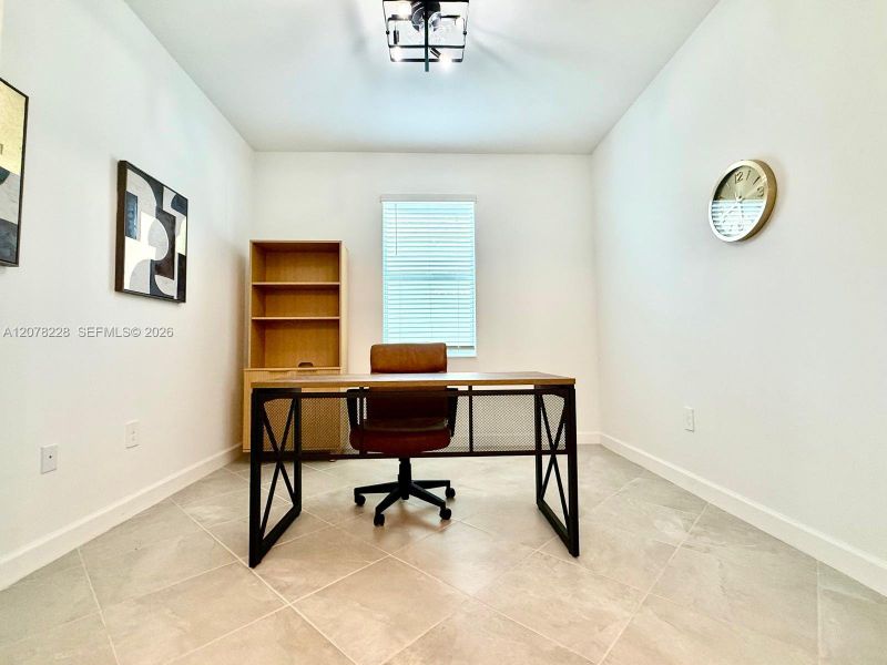 Furnished interior view inside a new home in , Lehigh Acres (Image 14).