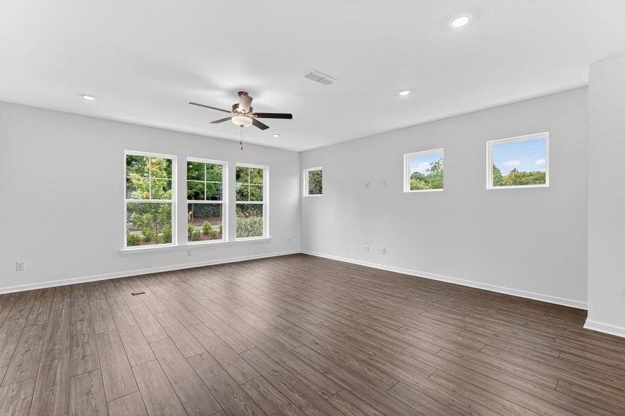 Spacious, unfurnished interior of a new home in Chandler Run, Tucker (Image 30).