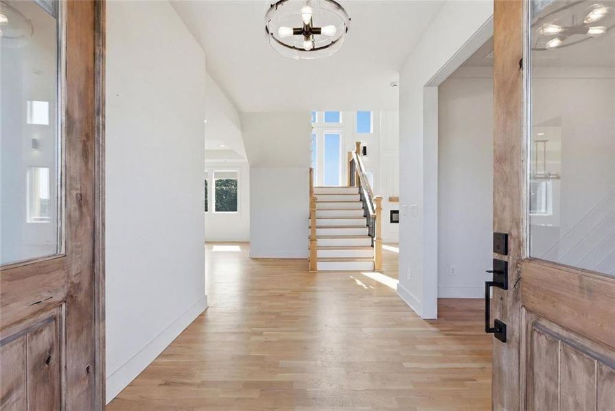 Spacious, unfurnished interior of a new home in , Clermont (Image 55).