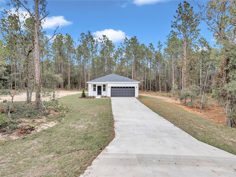 long driveway for added privacy