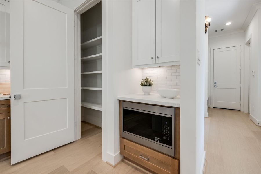 ASK ABOUT CUSTOMIZATION OPTIONS DURING CONSTRUCTION ONLY *MAZZARINO MODEL HOME * PHOTOS MAY SHOW A SIMILAR FLOOR PLAN AND/OR UPGRADED/ALTERNATIVE FINISHES * Please use these photos as a guide *THIS IS AN ACTIVE CONSTRUCTION SITE, BUYERS MUST REQUEST APPOINTMENT TO BE ON PREMISE AT ALL TIMES.