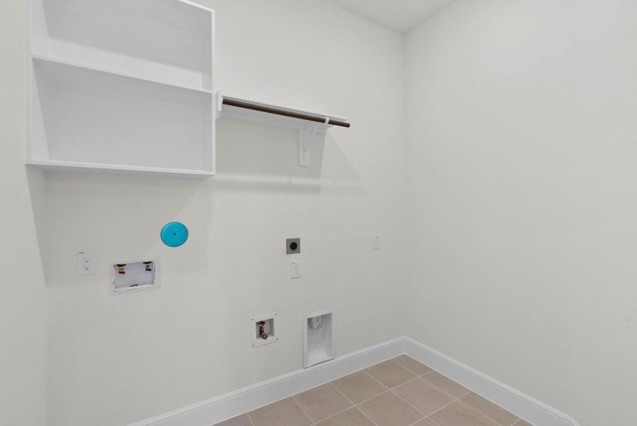 Spacious, unfurnished interior of a new home in Colton, Montgomery (Image 28).