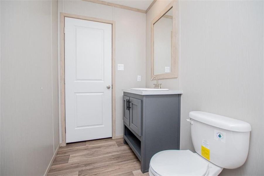 Furnished interior view inside a new home in , Temple (Image 12).