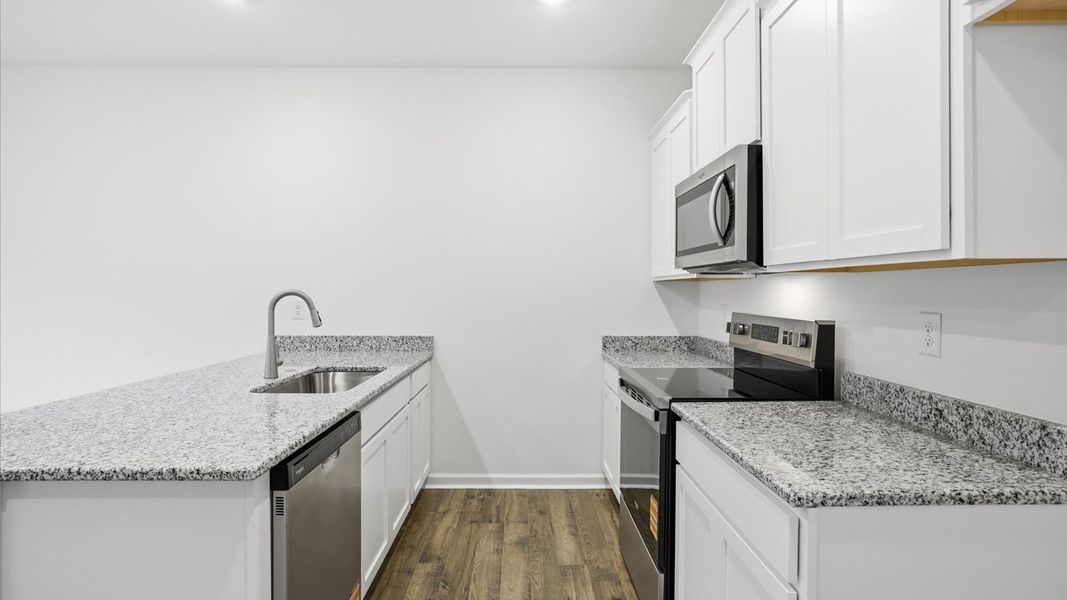 Furnished interior view inside a new home in Cherokee Crossing, Kodak (Image 5). Furnished interior view inside a new home in Cherokee Crossing, Kodak (Image 5).