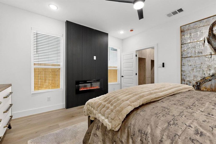 Furnished interior view inside a new home in , Dallas (Image 11).