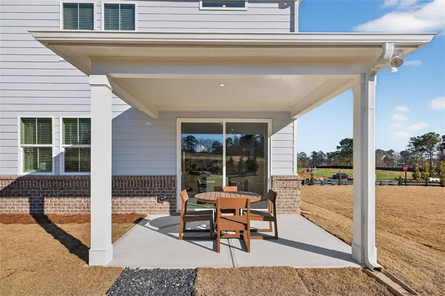 Exterior details and patio area of a home in Linden Grove, Powder Springs (Image 24).