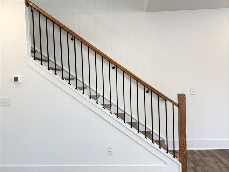 Spacious, unfurnished interior of a new home in Park Vue, Atlanta (Image 35).