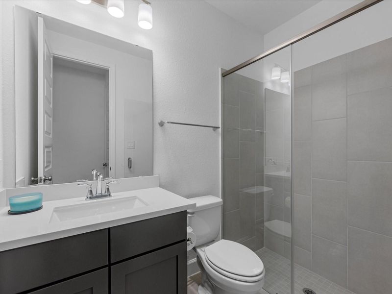 Furnished interior view inside a new home in Valencia, Manvel (Image 35).