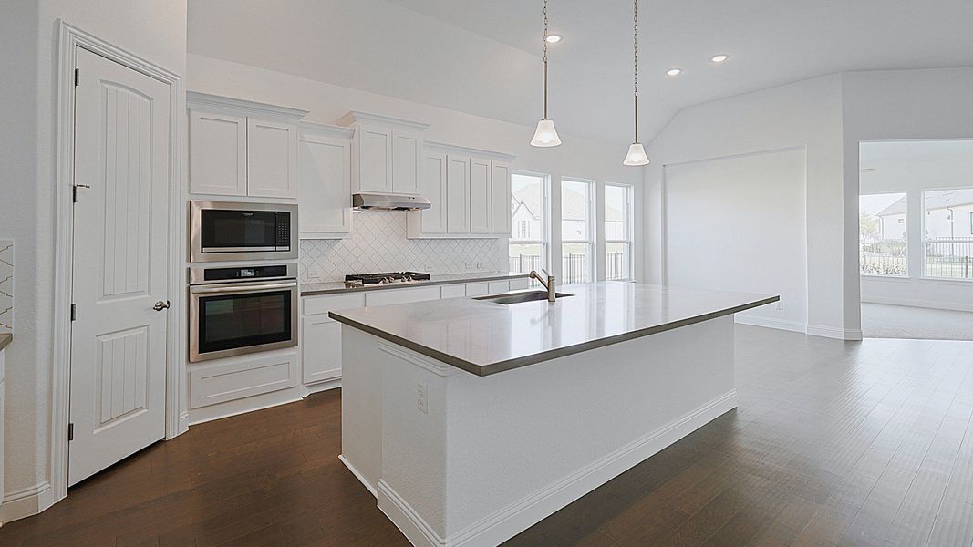 Representative furnished interior of a home built from the Villanova by DRB Homes in Brookewater, Rosenberg (Image 4).