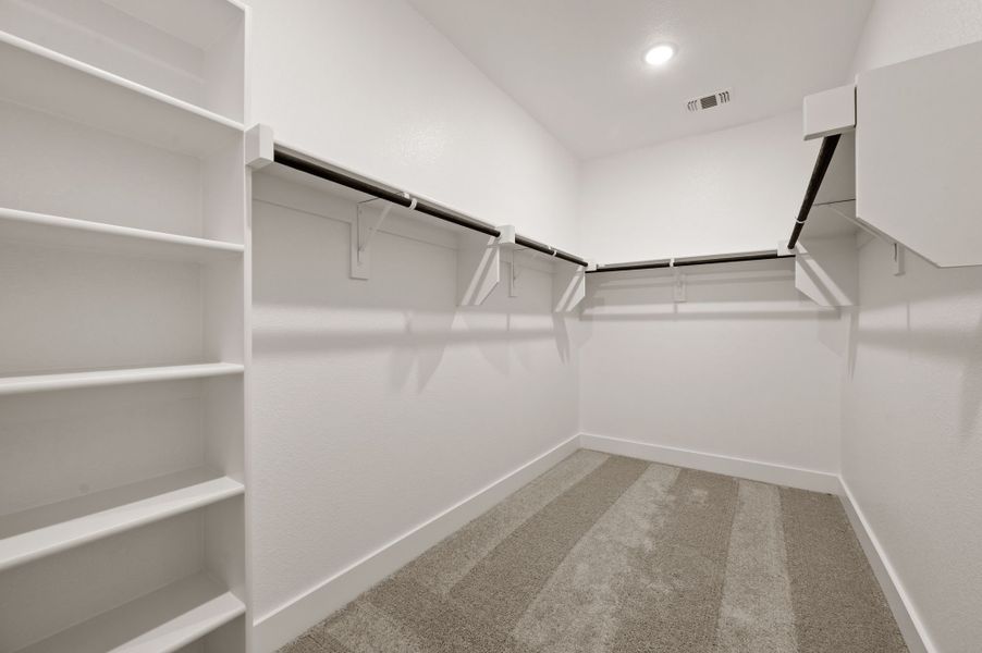 Spacious, unfurnished interior of a new home in Saddleback Estates, Boyd (Image 26).