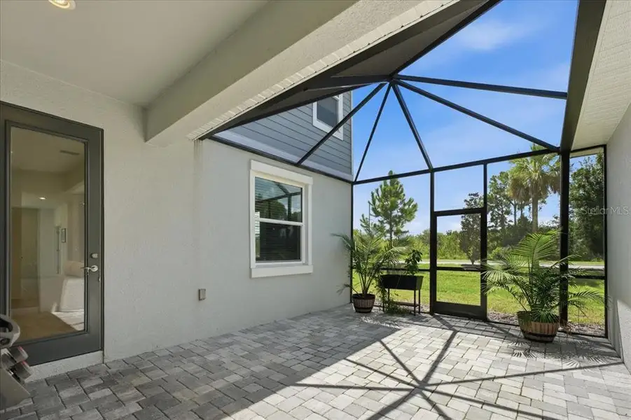 Exterior details and patio area of a home in , Sarasota (Image 4).