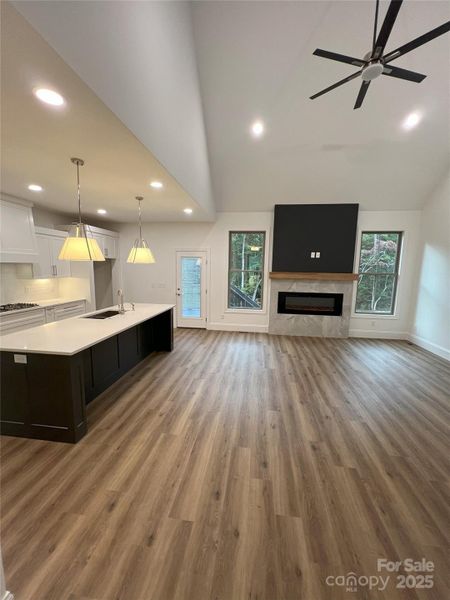 Spacious, unfurnished interior of a new home in , Hickory (Image 29).