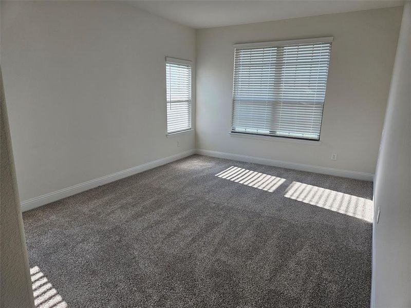 Spacious, unfurnished interior of a new home in West Farmington, Van Alstyne (Image 37). Spacious, unfurnished interior of a new home in West Farmington, Van Alstyne (Image 37).