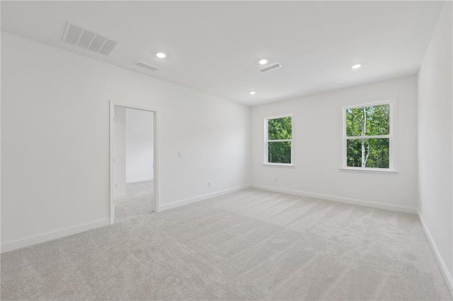 Spacious, unfurnished interior of a new home in Bailey Fence, Dacula (Image 65).