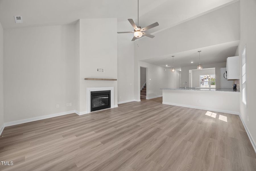 23-web-or-mls-IMG_8835 23-web-or-mls-IMG_8835