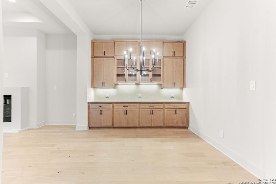 Spacious, unfurnished interior of a new home in Esperanza - 70', Boerne (Image 21).