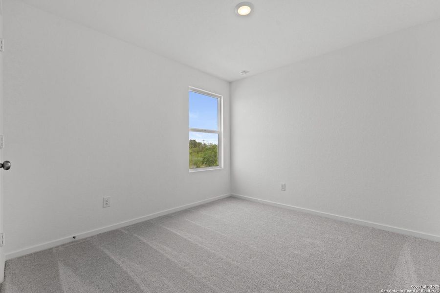 Spacious, unfurnished interior of a new home in Lodi Grove, Floresville (Image 15). Spacious, unfurnished interior of a new home in Lodi Grove, Floresville (Image 15).