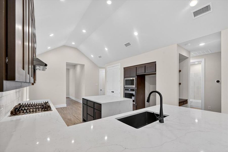 Furnished interior view inside a new home in Heritage Ranch, Sherman (Image 4).