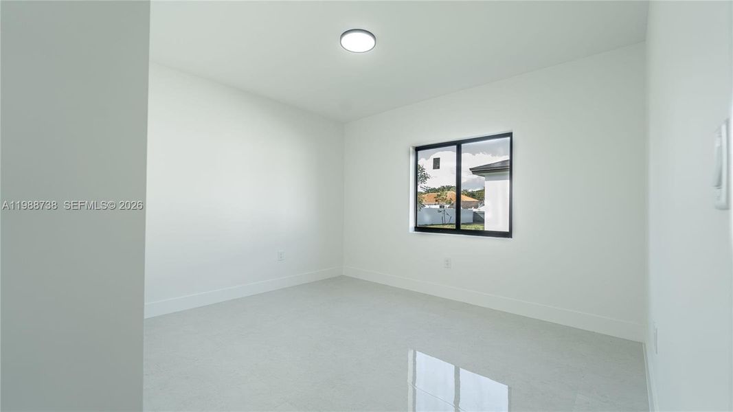 Spacious, unfurnished interior of a new home in , Miami (Image 27).