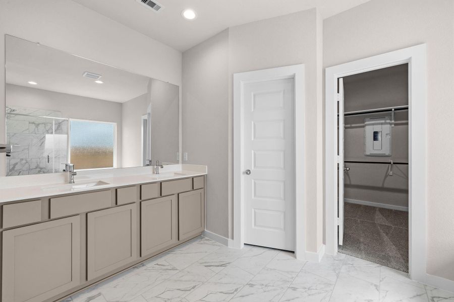 Furnished interior view inside a new home in Sunterra Lakes, Fulshear (Image 10).