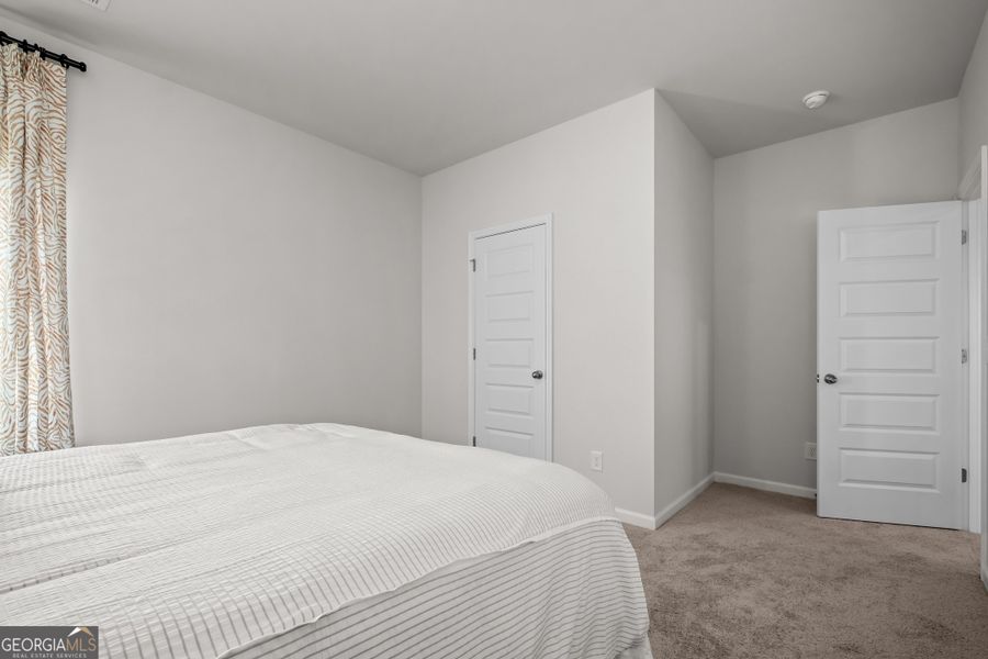 Furnished interior view inside a new home in Cobblestone Crossing Commons, Warner Robins (Image 50).