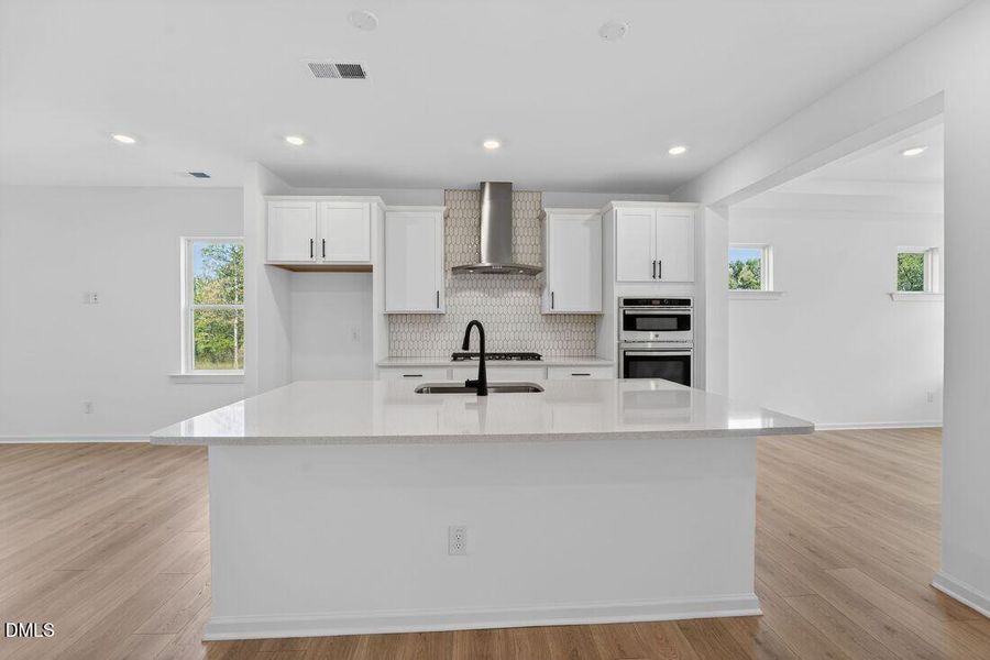 hj-nc-raleigh-silverstone-terraces-savan