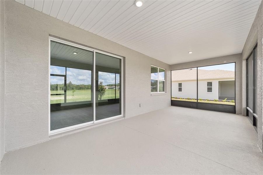 Exterior details and patio area of a home in , Ocala (Image 27). Exterior details and patio area of a home in , Ocala (Image 27).
