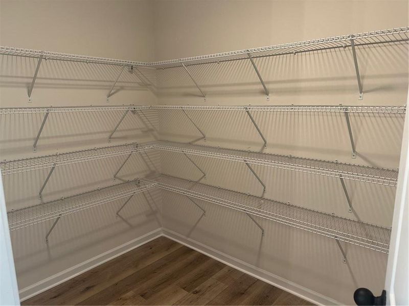 Spacious, unfurnished interior of a new home in , Auburn (Image 27).