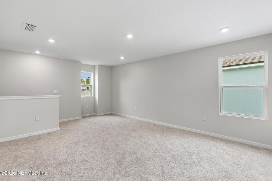 Spacious, unfurnished interior of a new home in , Jacksonville (Image 20).