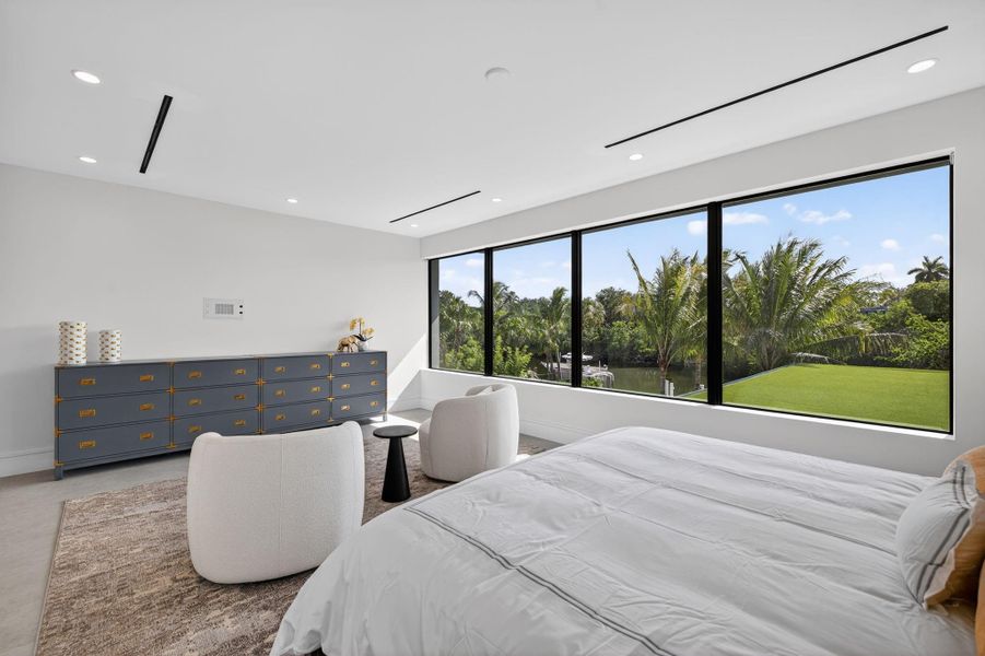 Furnished interior view inside a new home in , Fort Lauderdale (Image 8). Furnished interior view inside a new home in , Fort Lauderdale (Image 8).