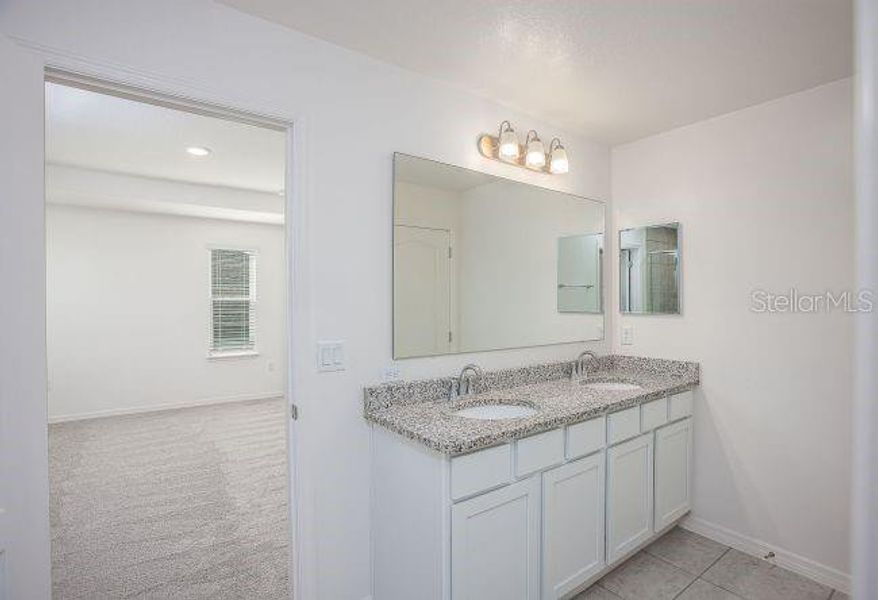 Furnished interior view inside a new home in Oakhaven Walk, Gainesville (Image 8).