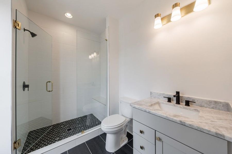 Furnished interior view inside a new home in , Alpharetta (Image 6).