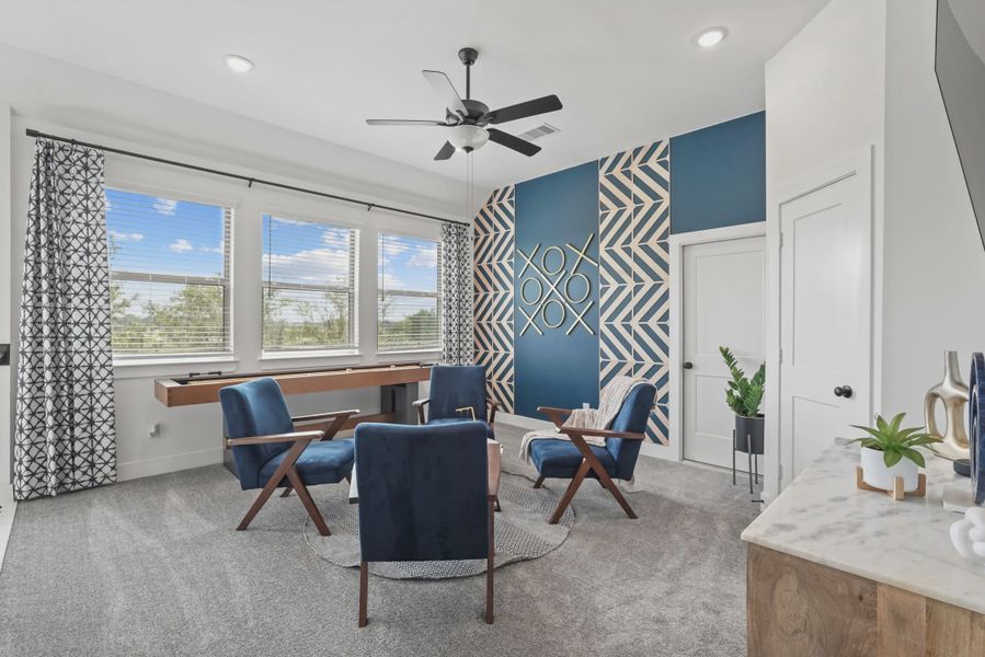 Representative furnished interior of a home built from the Versailles by Chesmar Homes in Sienna Chateau, Missouri City (Image 10).