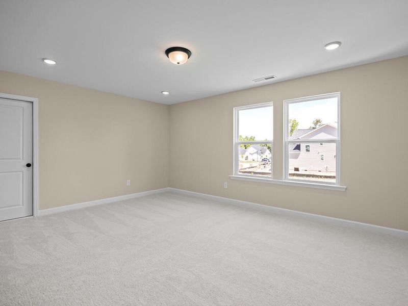 Spacious, unfurnished interior of a new home in Tobacco Road, Angier (Image 25).