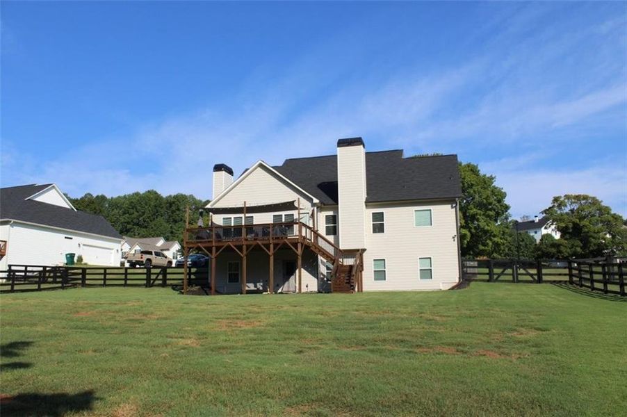 Exterior details and patio area of a home in , Dawsonville (Image 3).
