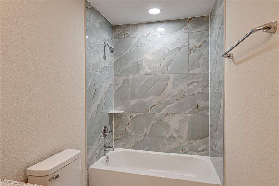 Furnished interior view inside a new home in , Bartow (Image 10).